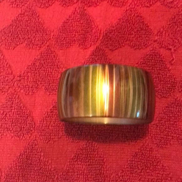 Bracelets - Picture 2 of 5